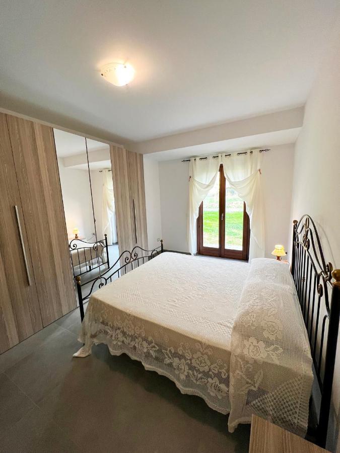 Country Holidays Residence Санта-Марія-ді-Кастеллабате Екстер'єр фото