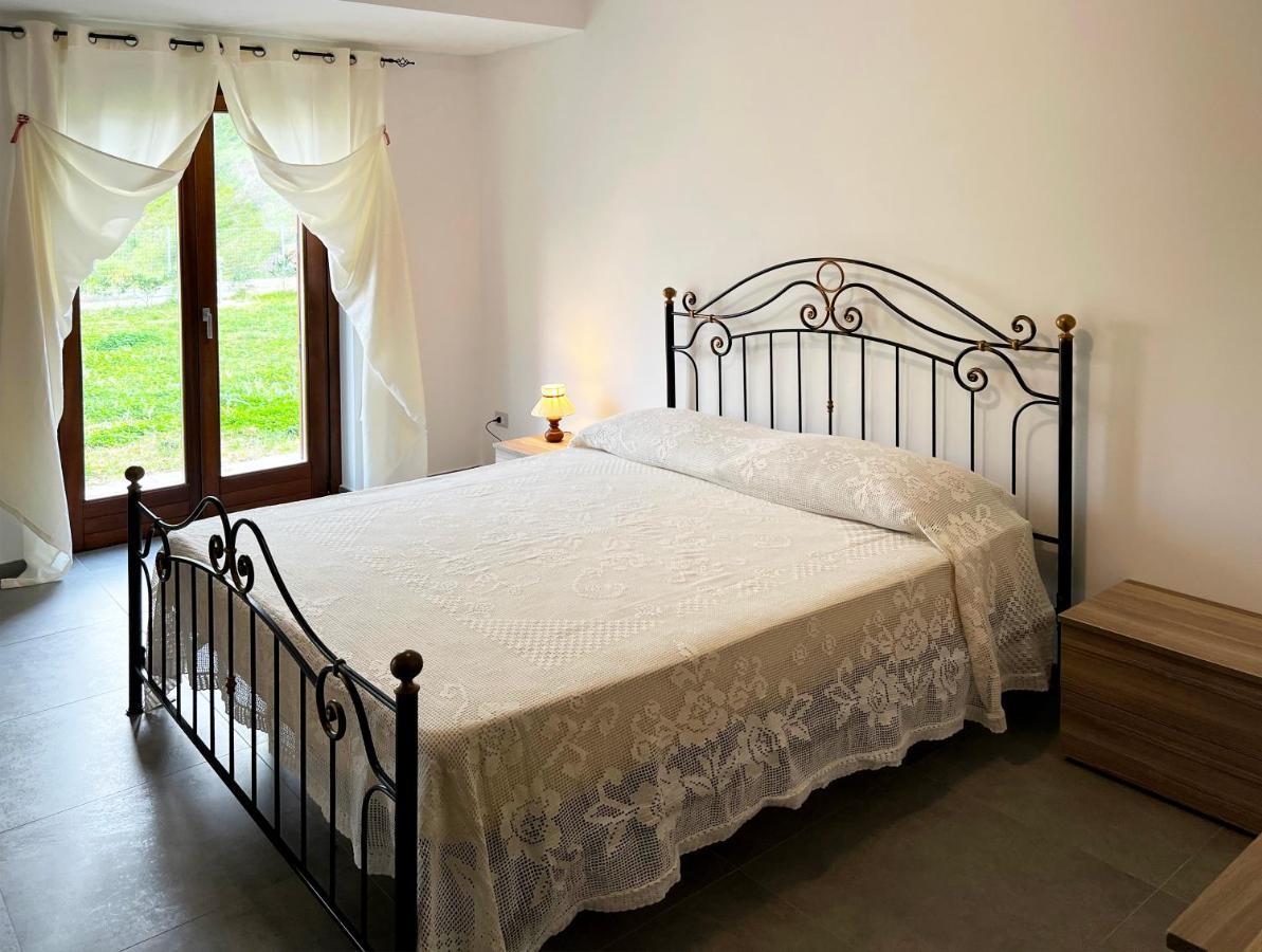 Country Holidays Residence Санта-Марія-ді-Кастеллабате Екстер'єр фото